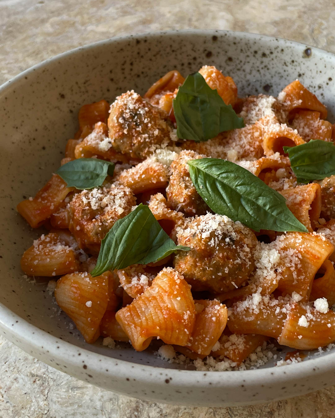 Rigatoni Pomodoro & Meatball Kit Instructions